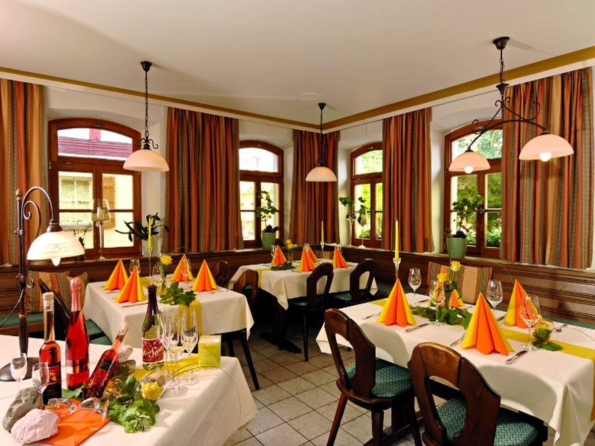 Markt Einersheim Hotel-Gasthof Rotes Ross מראה חיצוני תמונה