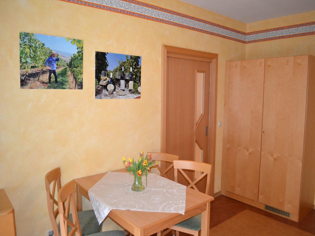 Markt Einersheim Hotel-Gasthof Rotes Ross מראה חיצוני תמונה
